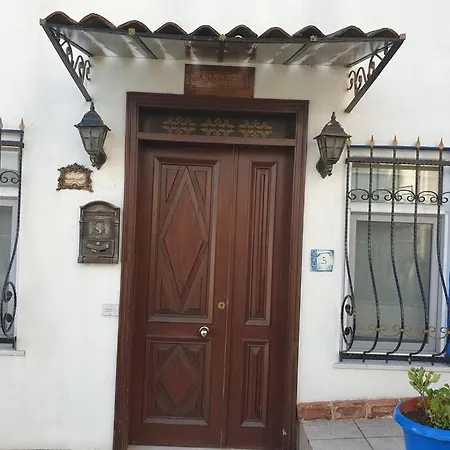 Dom wakacyjny La Maison Du Soleil, Charm Of The Island Adalar