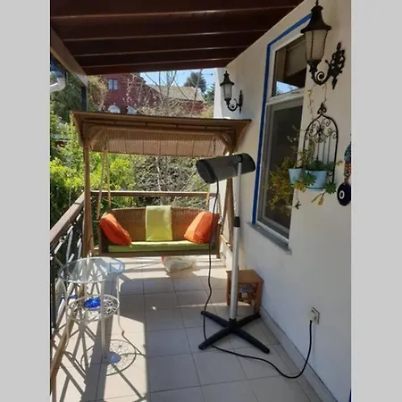 La Maison Du Soleil, Charm Of The Island